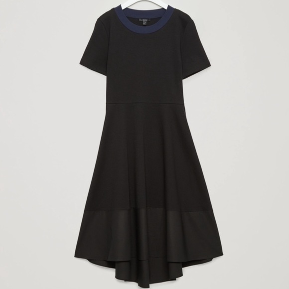 COS Dresses & Skirts - COS Short Sleeves High Low Jersey Paneled Contrast Dress - Size M